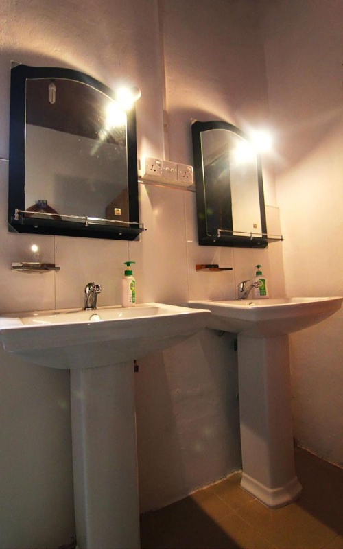 2in1 Kandy Hostel image 21